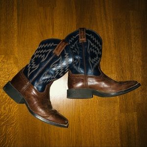Boy Ariat Boots
